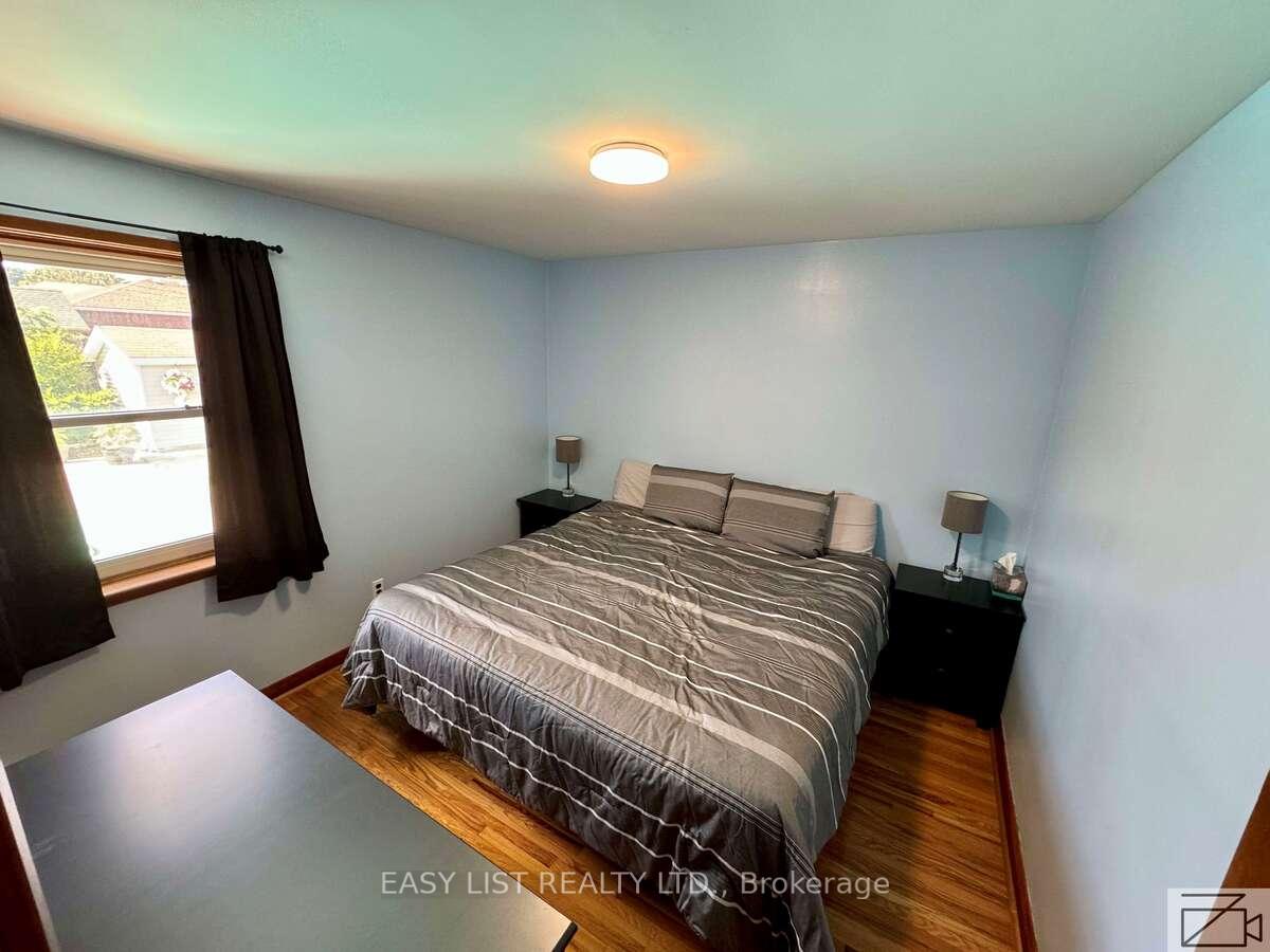 Photo 11 of 818 Ninth Avenue, Hamilton, Hampton Heights — HOMEH