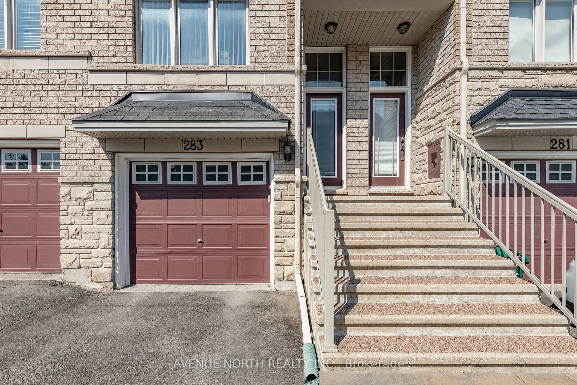 Photo 3 of 283 Stroget Private, Ottawa, Merivale Industrial Park/Citiplace — HOMEH