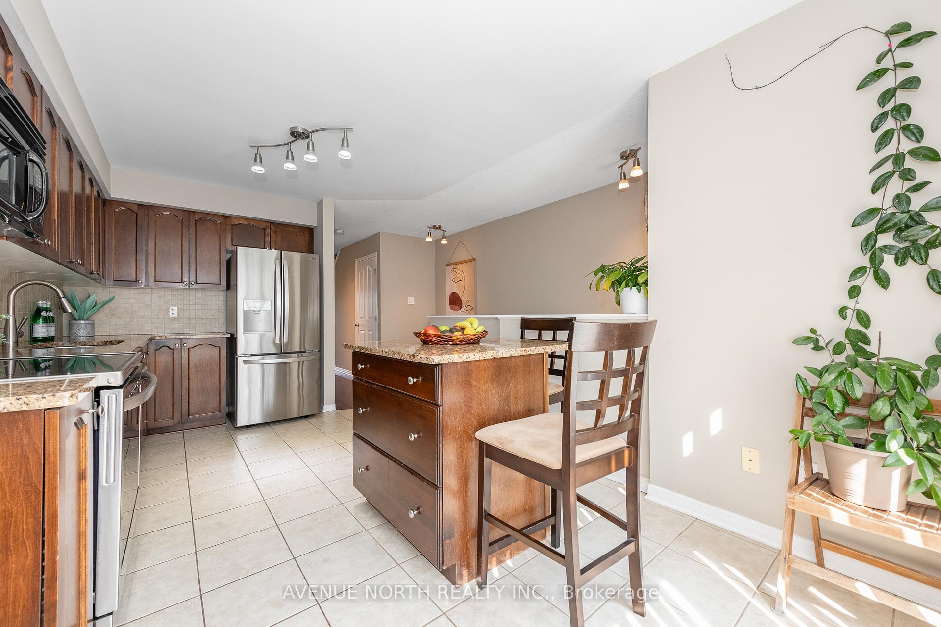 Photo 6 of 283 Stroget Private, Ottawa, Merivale Industrial Park/Citiplace — HOMEH