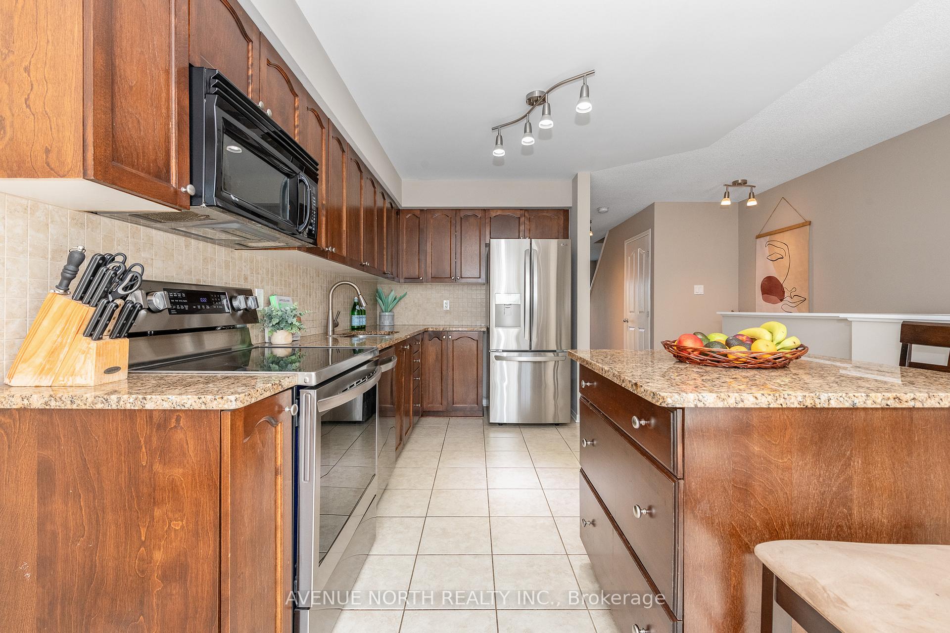 Photo 7 of 283 Stroget Private, Ottawa, Merivale Industrial Park/Citiplace — HOMEH