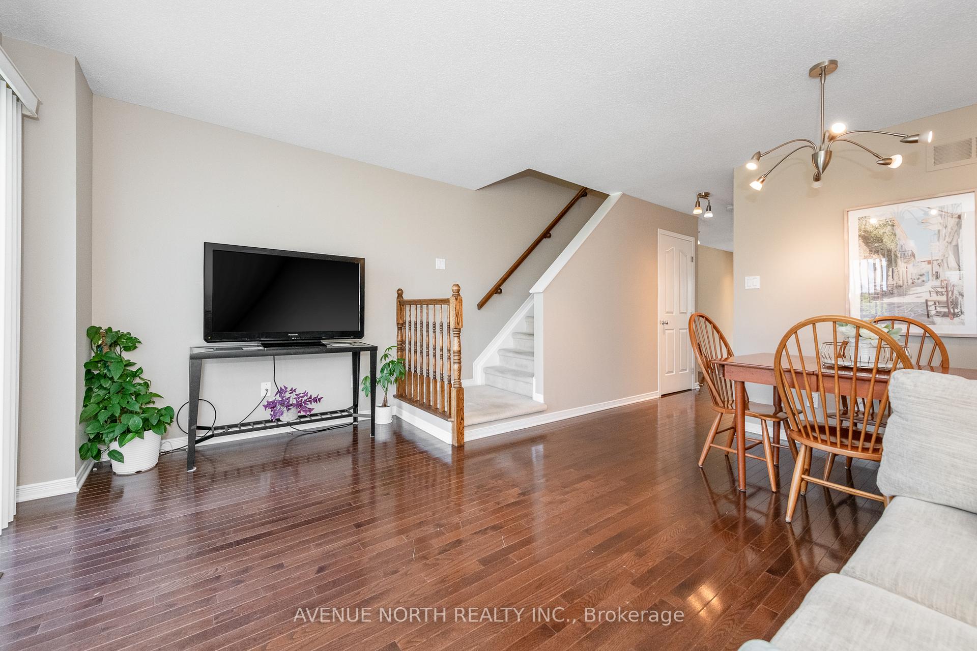 Photo 11 of 283 Stroget Private, Ottawa, Merivale Industrial Park/Citiplace — HOMEH