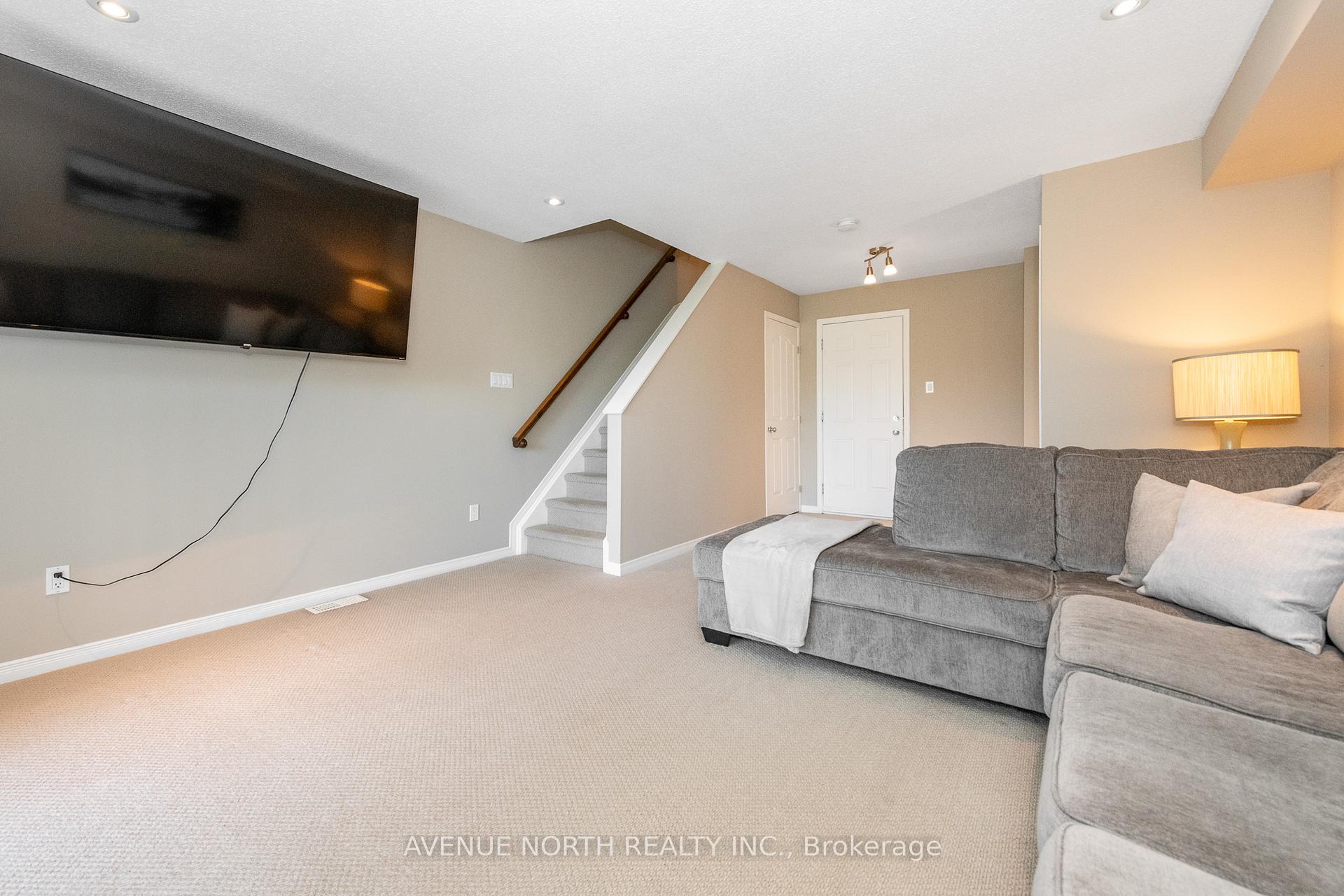 Photo 33 of 283 Stroget Private, Ottawa, Merivale Industrial Park/Citiplace — HOMEH