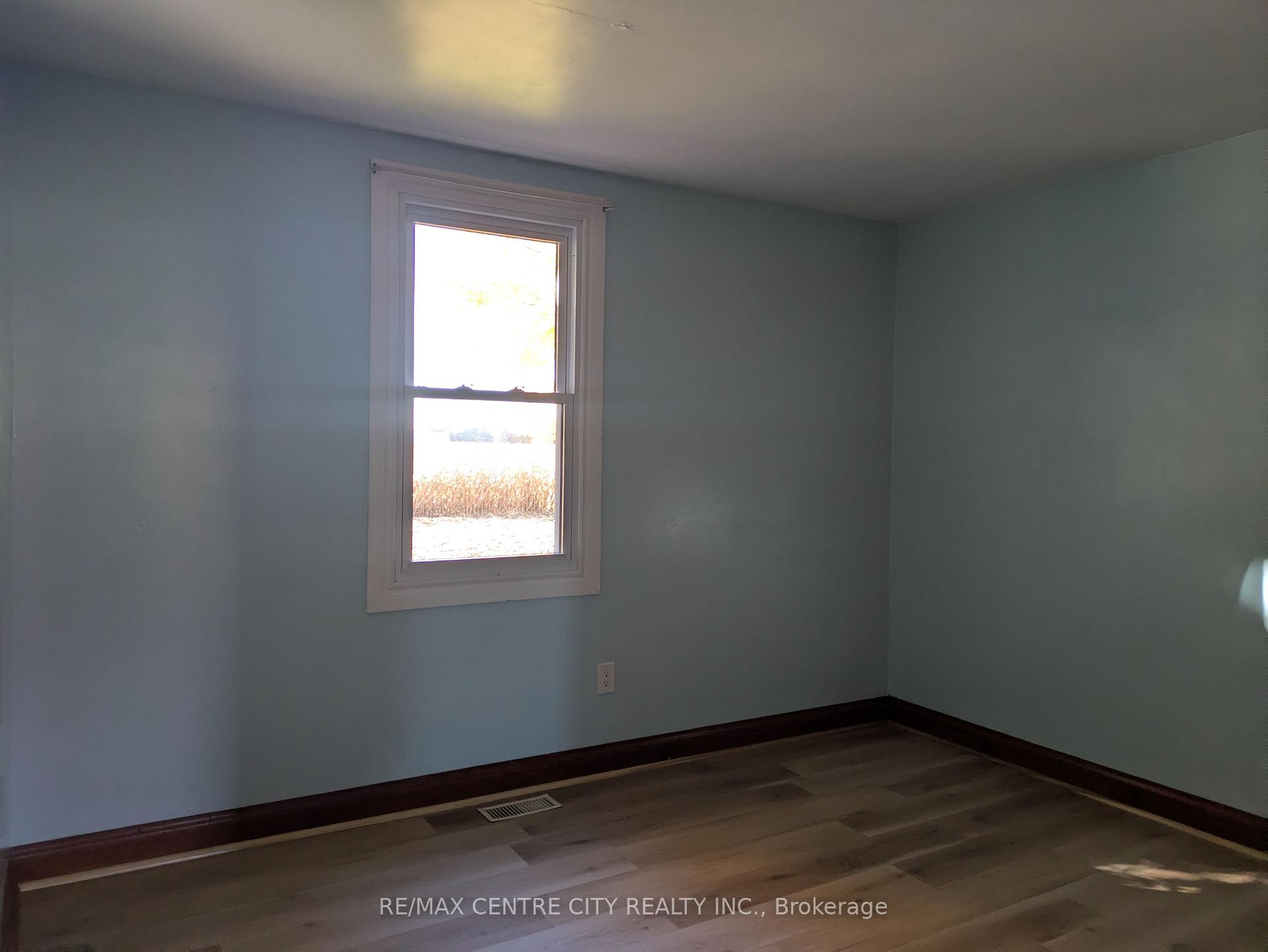 Photo 13 of 5941 Imperial Road, Malahide, Rural Malahide — HOMEH
