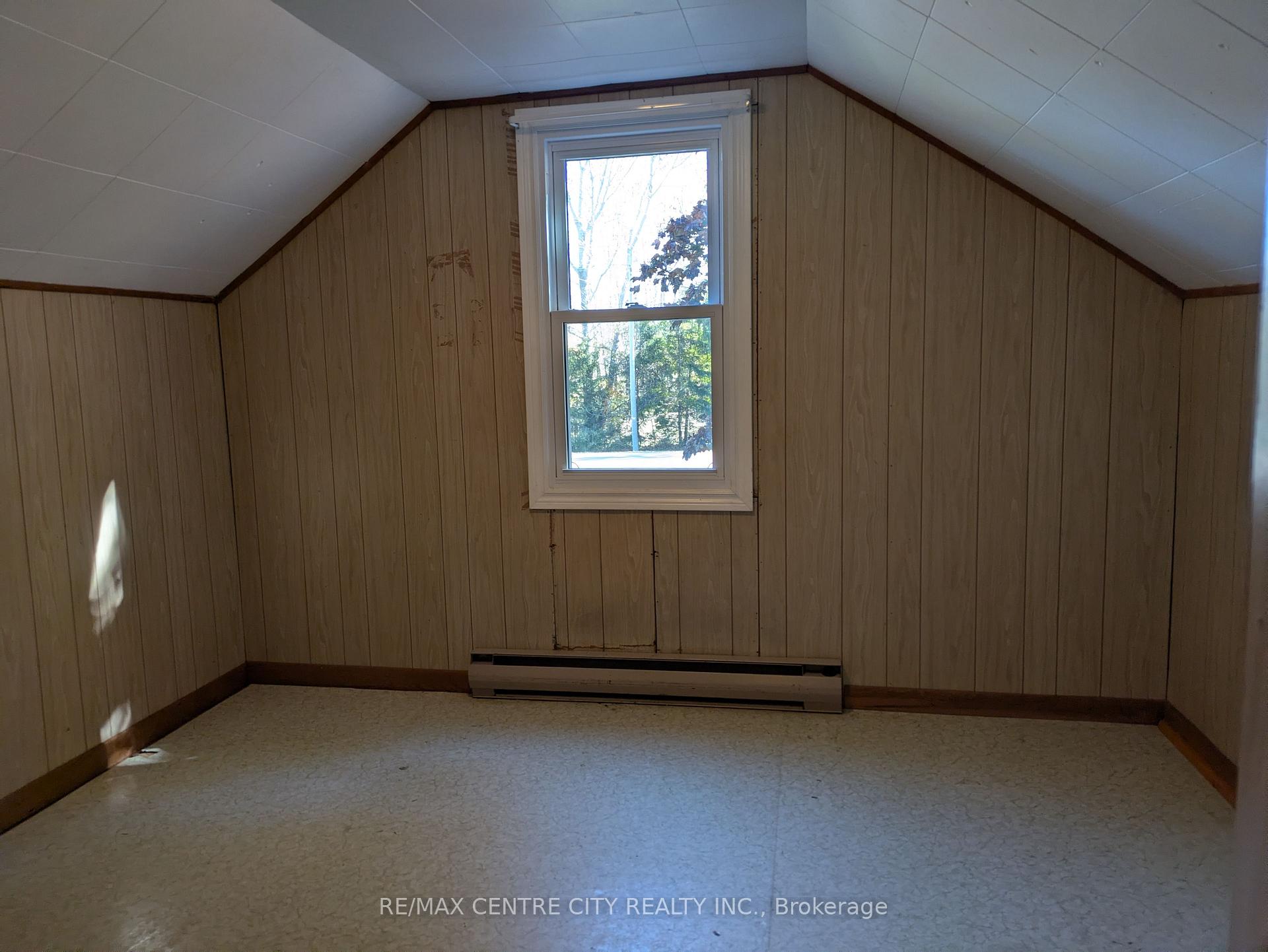 Photo 15 of 5941 Imperial Road, Malahide, Rural Malahide — HOMEH