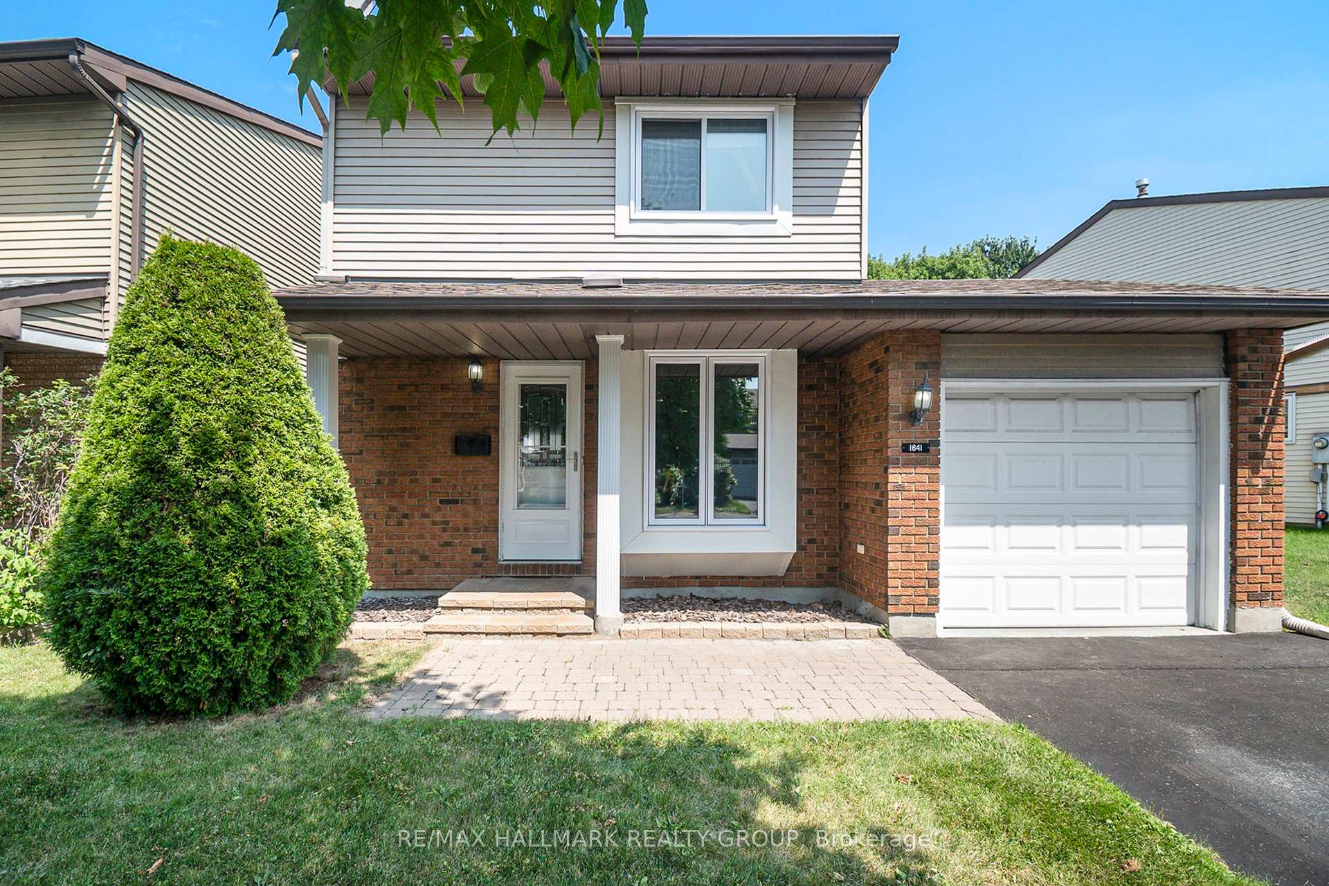 Photo 1 of 1641 Saxony Crescent, Ottawa, Pineview — HOMEH