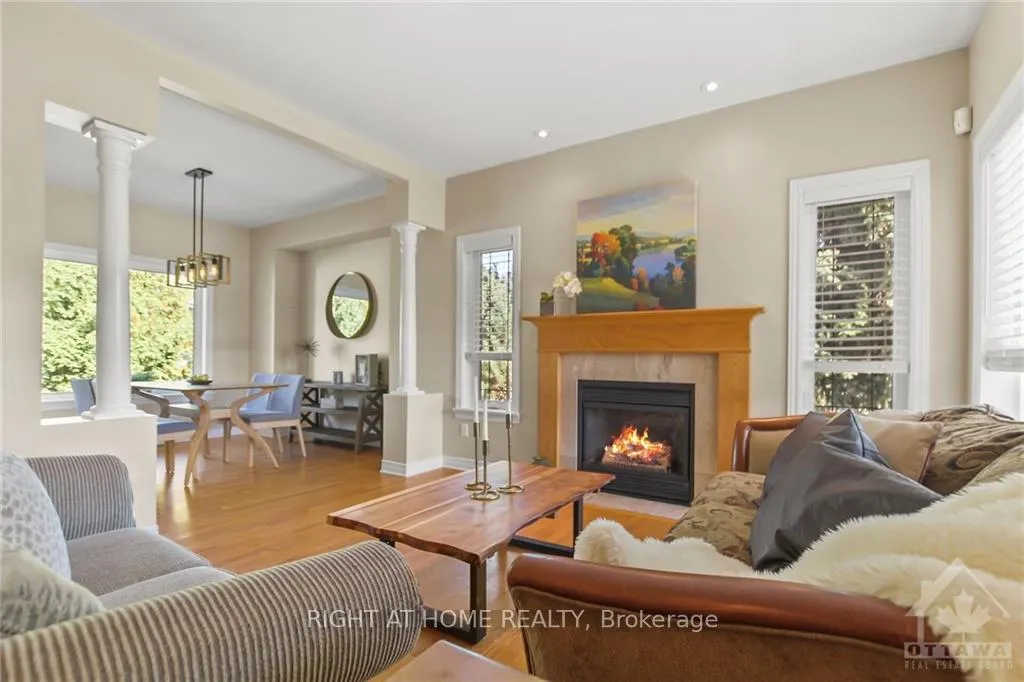 Photo 4 of 29 Cinnabar Way, Ottawa, Stittsville (Central) — HOMEH
