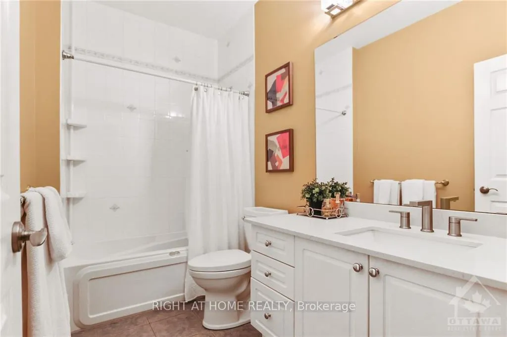 Photo 13 of 29 Cinnabar Way, Ottawa, Stittsville (Central) — HOMEH