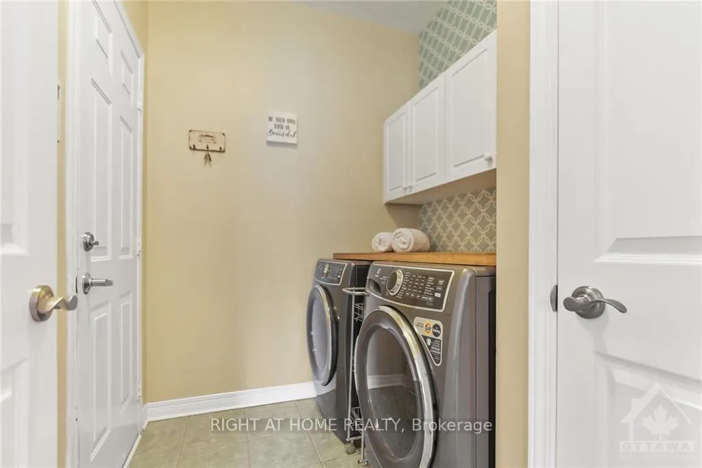 Photo 16 of 29 Cinnabar Way, Ottawa, Stittsville (Central) — HOMEH