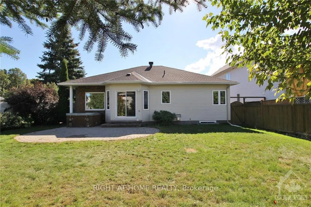 Photo 21 of 29 Cinnabar Way, Ottawa, Stittsville (Central) — HOMEH