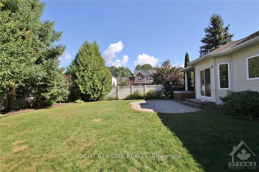 Photo 22 of 29 Cinnabar Way, Ottawa, Stittsville (Central) — HOMEH