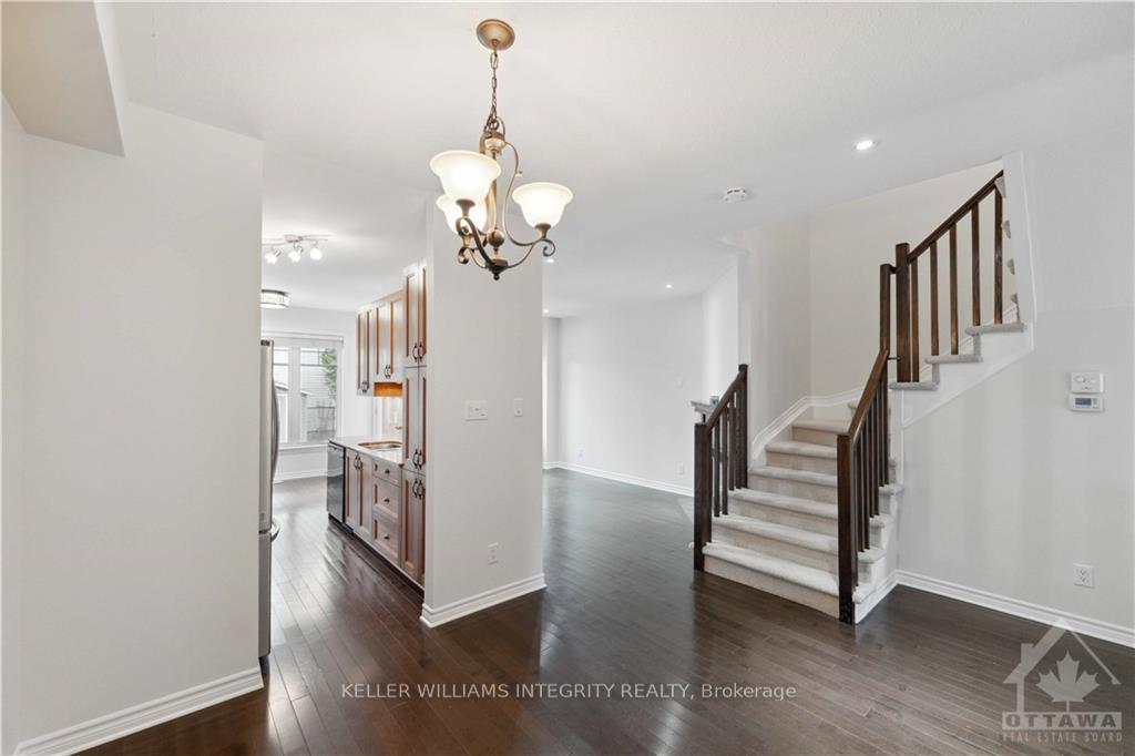 Photo 3 of 103 Mojave Crescent, Ottawa, Stittsville (North) — HOMEH