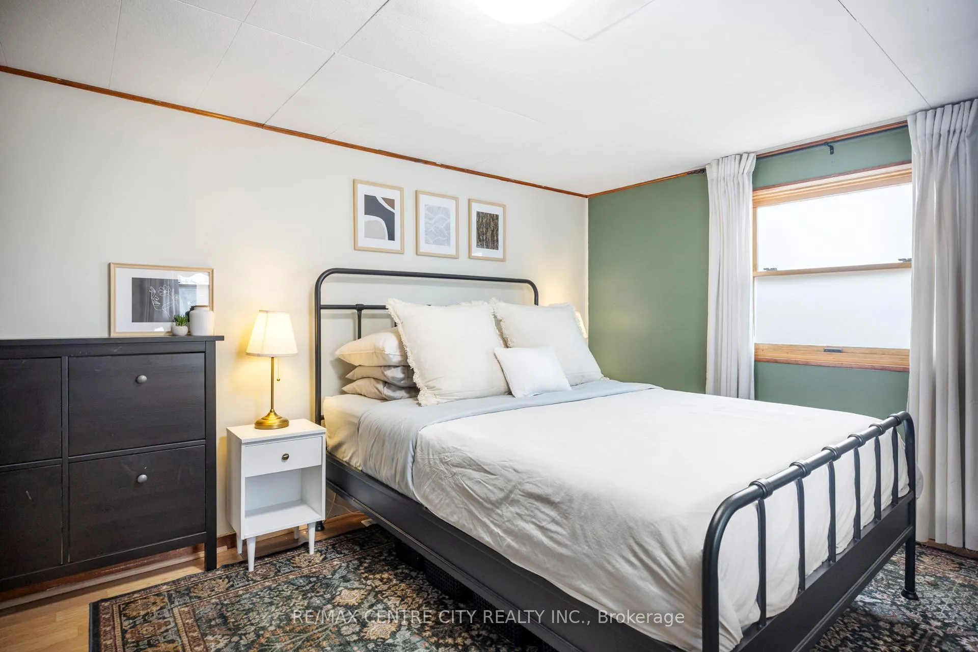 Photo 18 of 13 Bell Avenue, St. Thomas — HOMEH