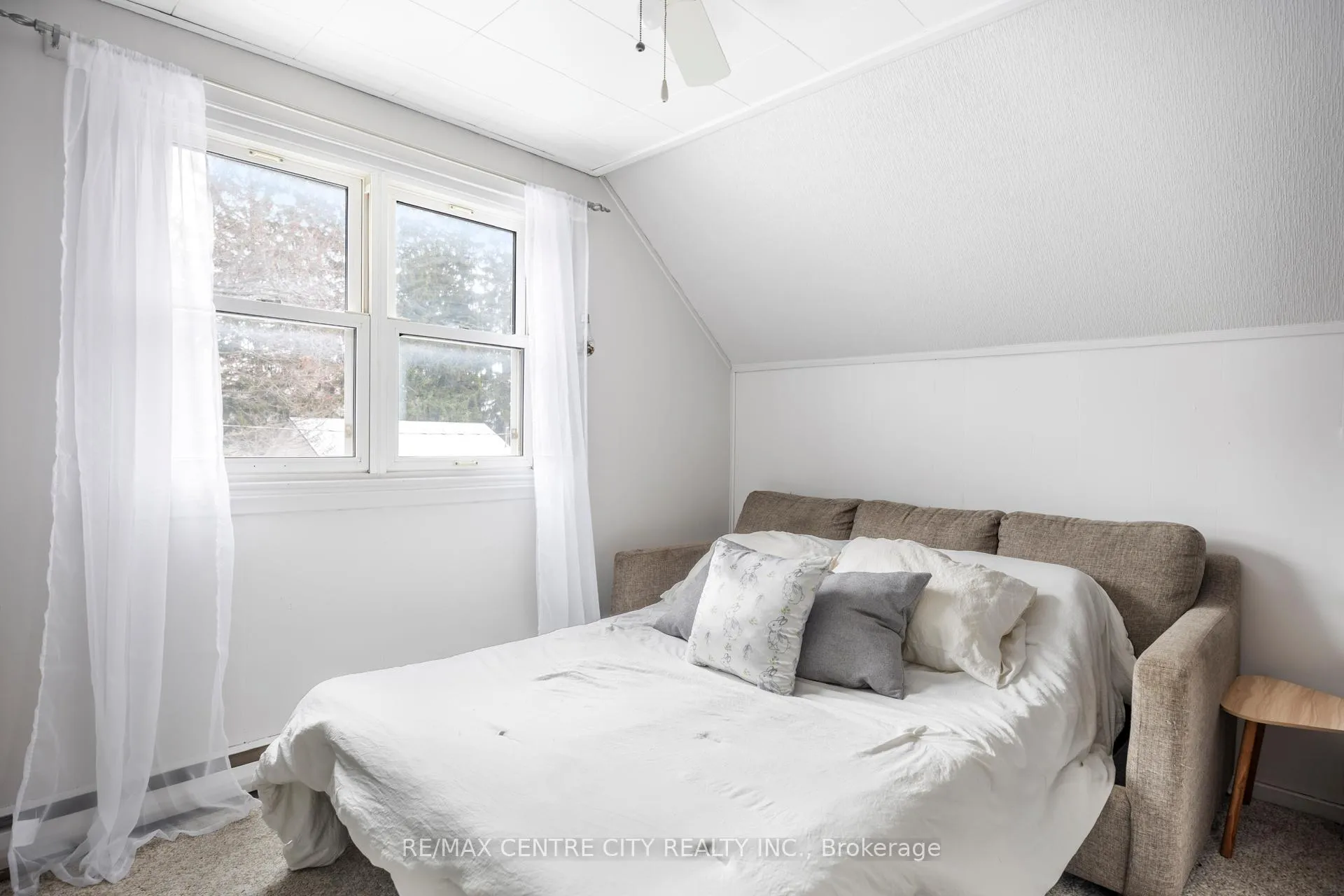 Photo 20 of 13 Bell Avenue, St. Thomas — HOMEH