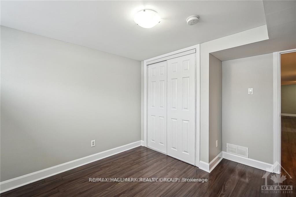 Photo 8 of Unit B, 1185 Woodside Drive, Ottawa, Copeland Park — HOMEH