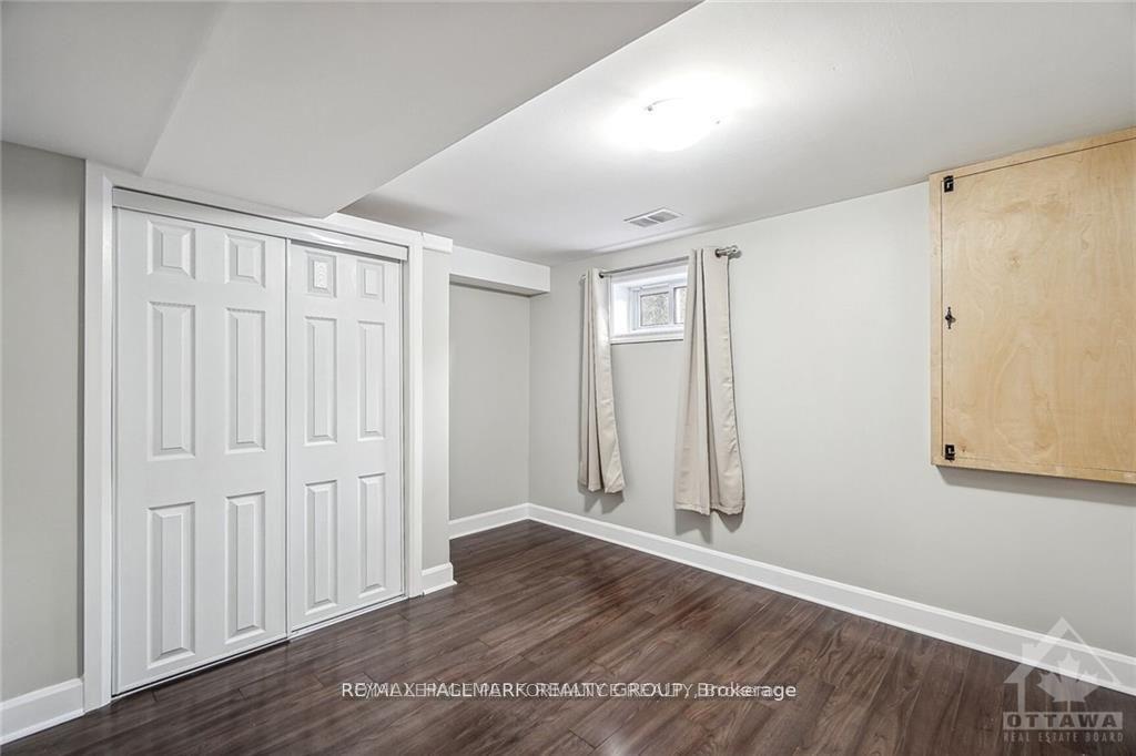 Photo 12 of Unit B, 1185 Woodside Drive, Ottawa, Copeland Park — HOMEH