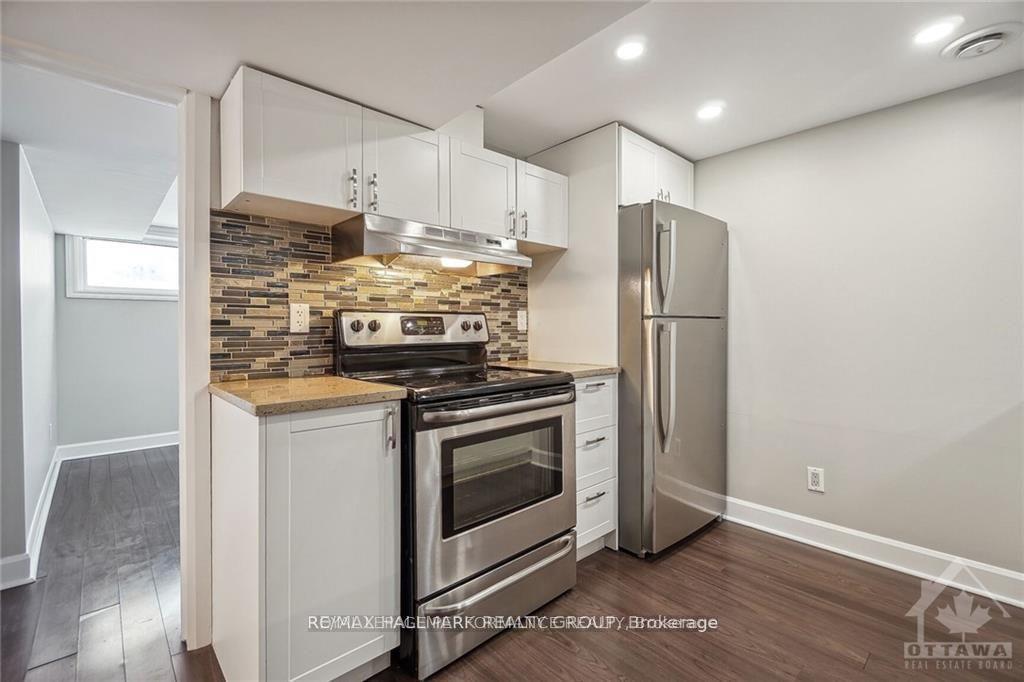 Photo 14 of Unit B, 1185 Woodside Drive, Ottawa, Copeland Park — HOMEH