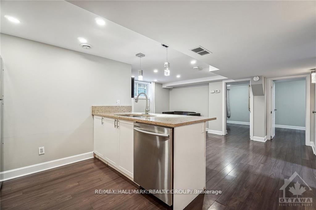 Photo 16 of Unit B, 1185 Woodside Drive, Ottawa, Copeland Park — HOMEH
