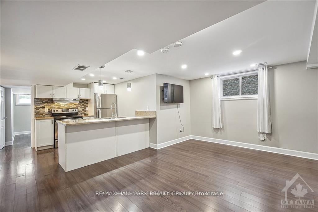 Photo 18 of Unit B, 1185 Woodside Drive, Ottawa, Copeland Park — HOMEH