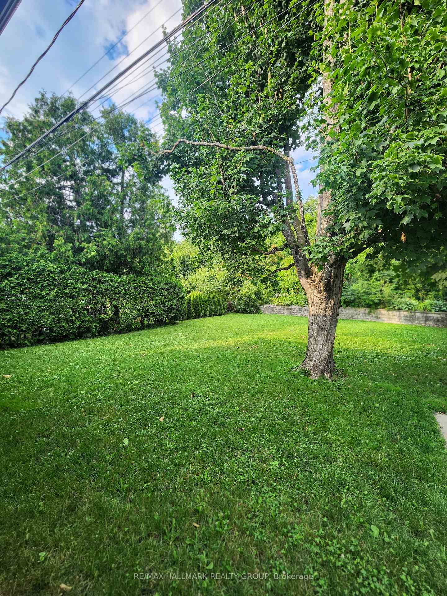 Photo 20 of Unit B, 1185 Woodside Drive, Ottawa, Copeland Park — HOMEH