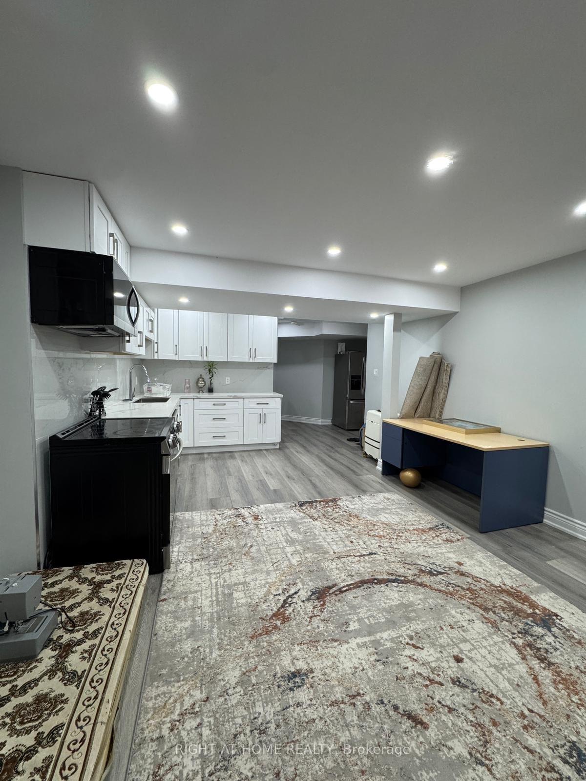 Photo 12 of 119 McPhail Avenue, Clarington, Bowmanville — HOMEH