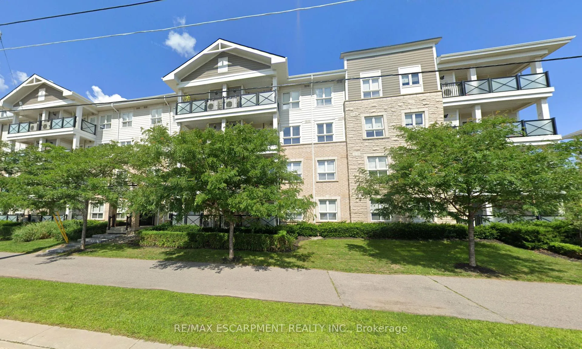 Photo 1 of Unit 107, 1045 Nadalin Heights, Milton, Willmott — HOMEH