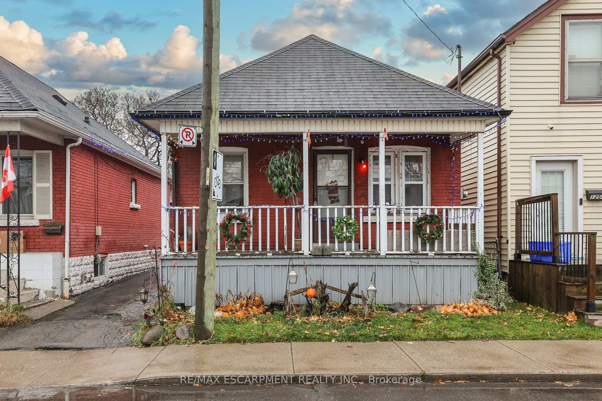 Front of 1256 Cannon Street E