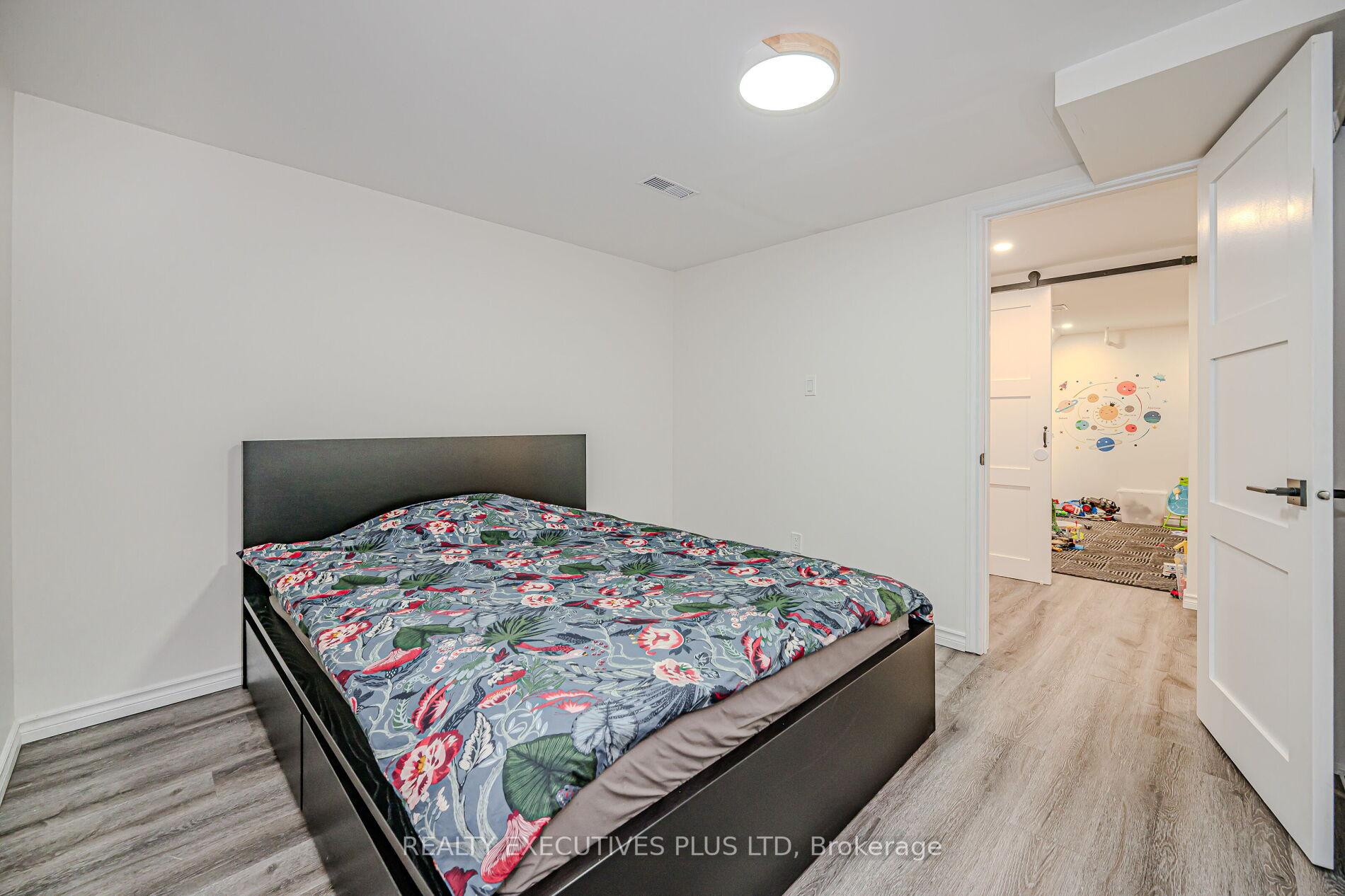 Photo 25 of 115 Lynbrook Drive, Hamilton, Rolston — HOMEH