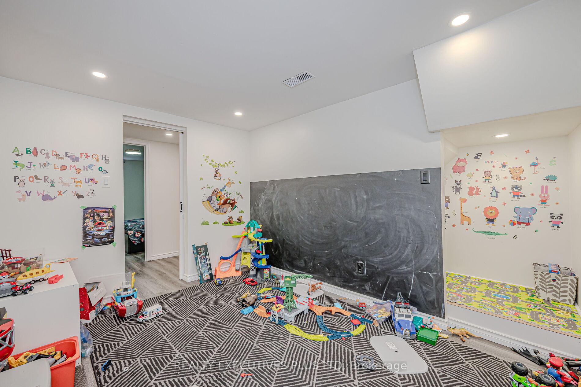 Photo 26 of 115 Lynbrook Drive, Hamilton, Rolston — HOMEH