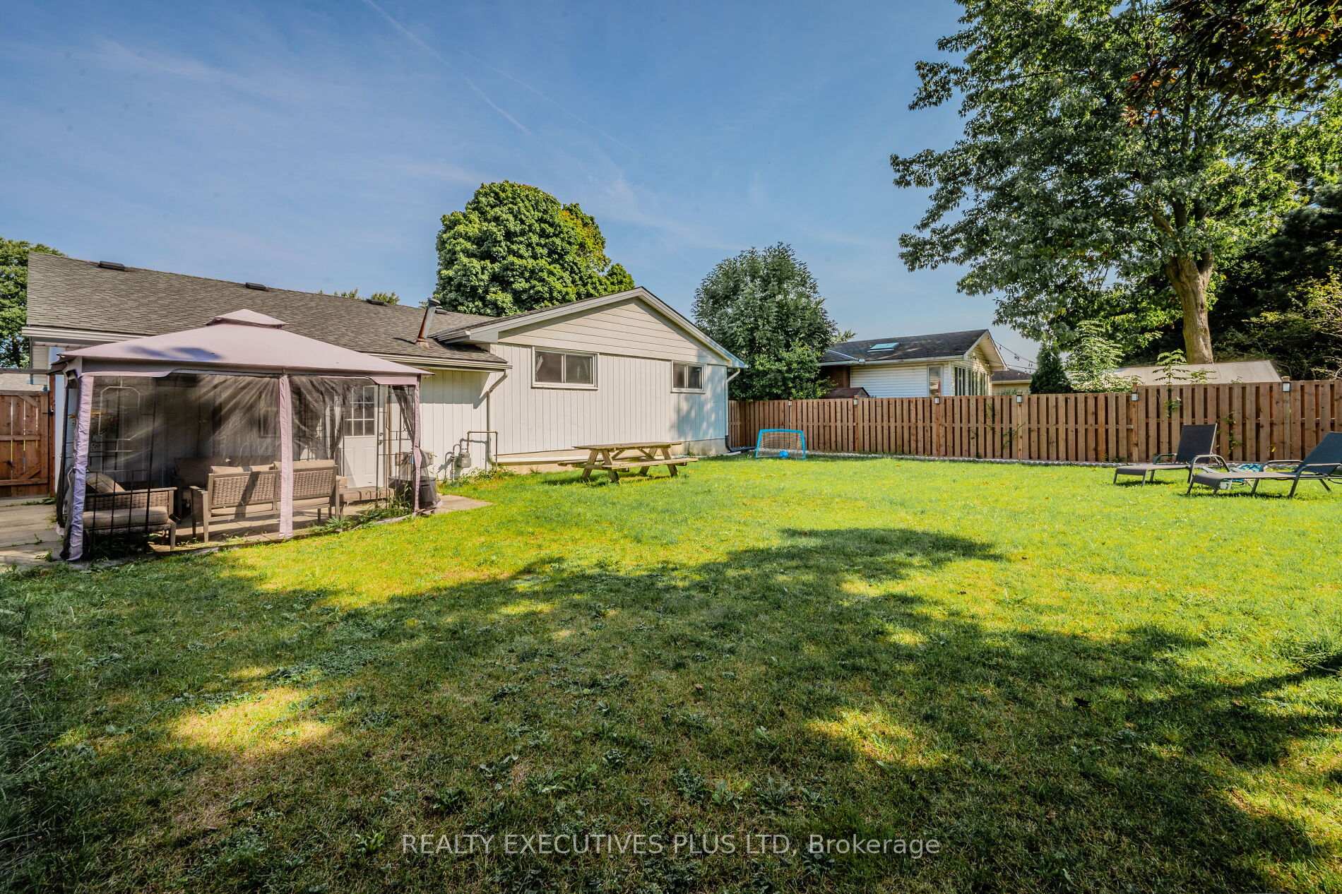 Photo 33 of 115 Lynbrook Drive, Hamilton, Rolston — HOMEH