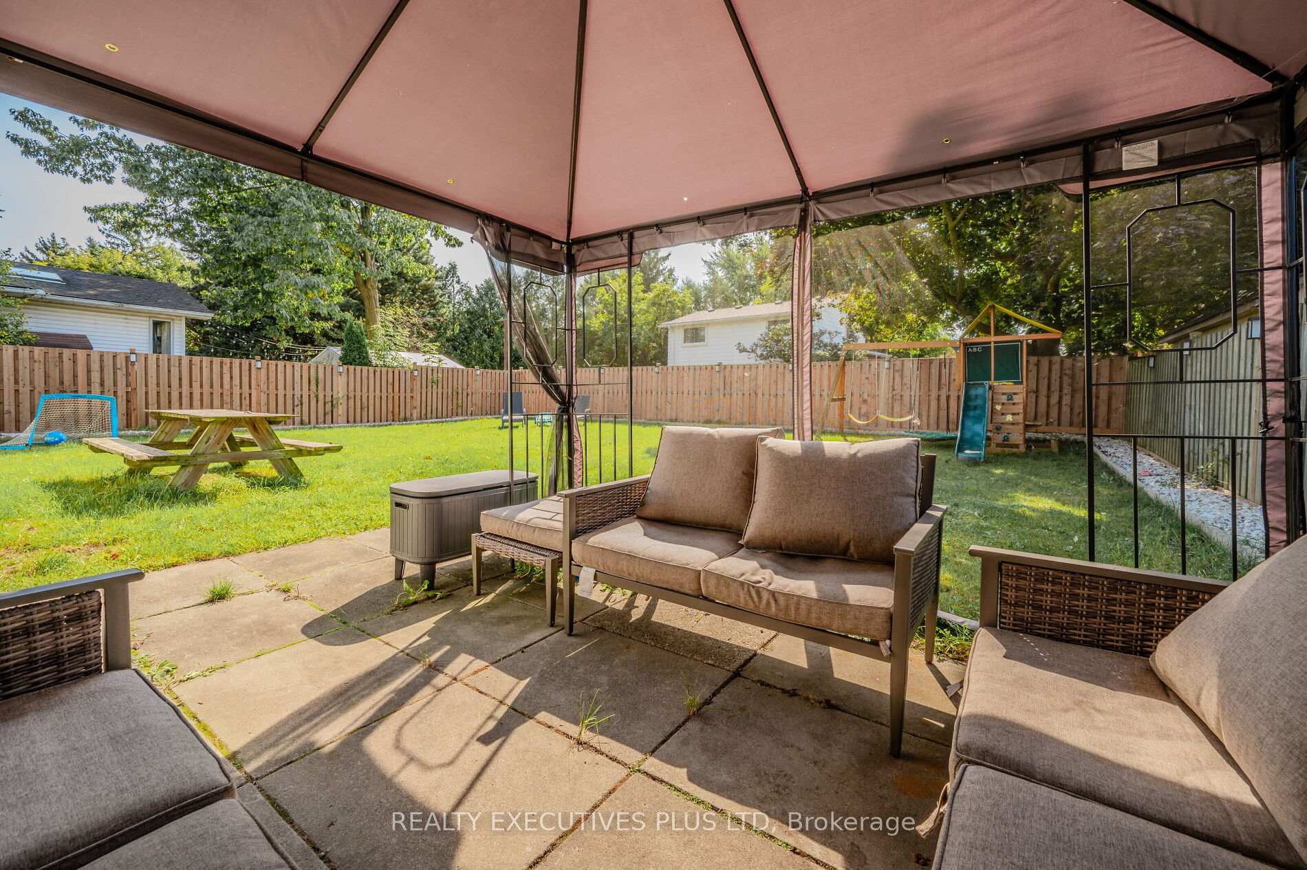 Photo 37 of 115 Lynbrook Drive, Hamilton, Rolston — HOMEH