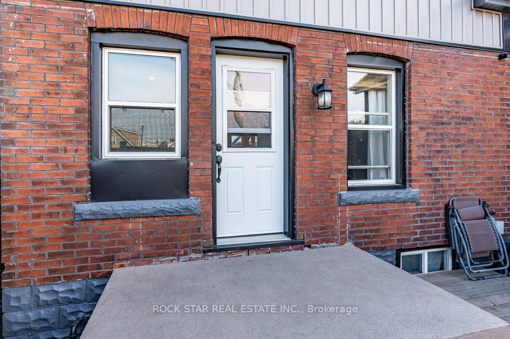 Photo 57 of 163 Cameron Avenue N, Hamilton, Homeside — HOMEH