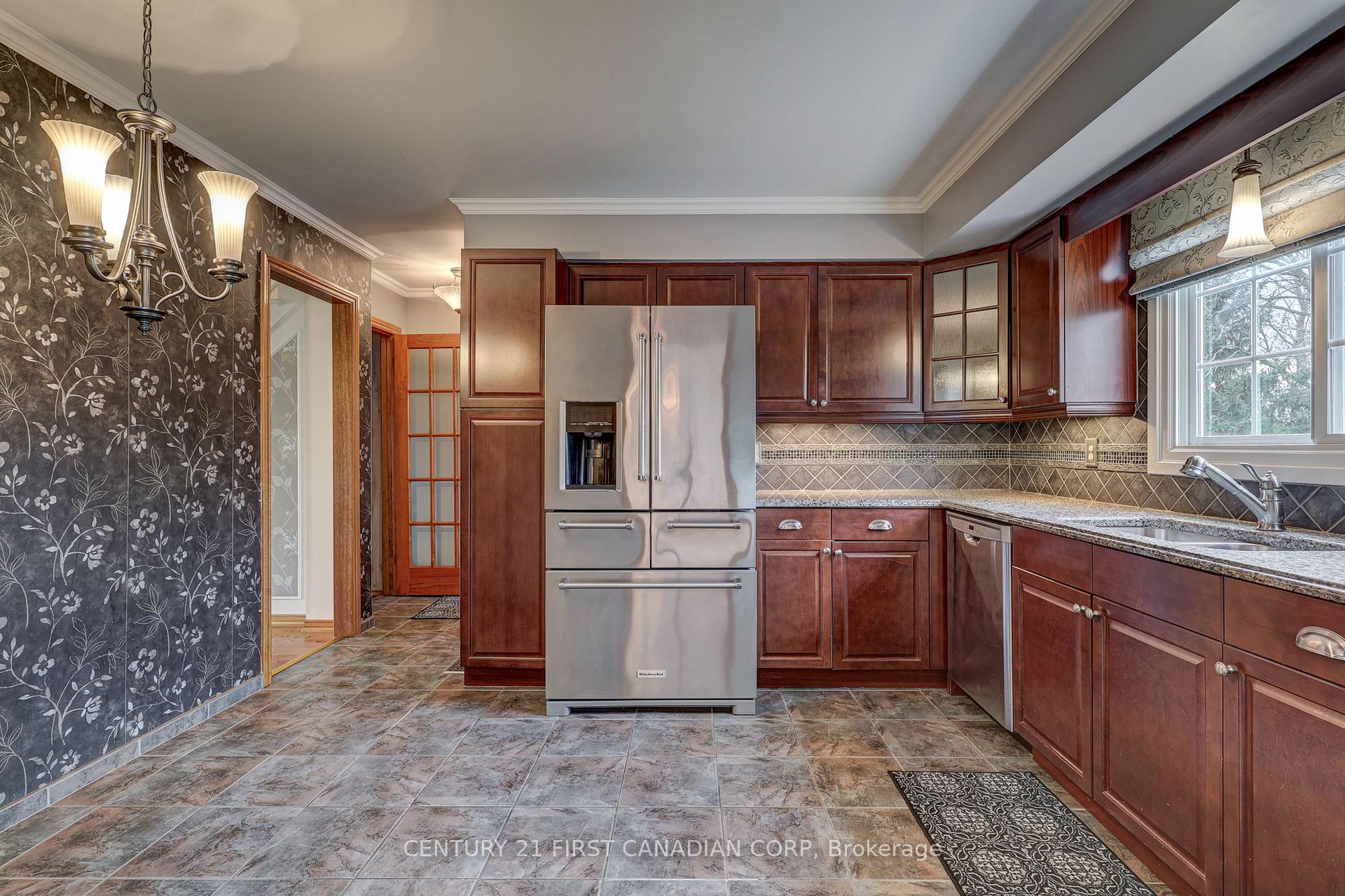 Photo 5 of 2 Sauve Avenue, St. Thomas — HOMEH
