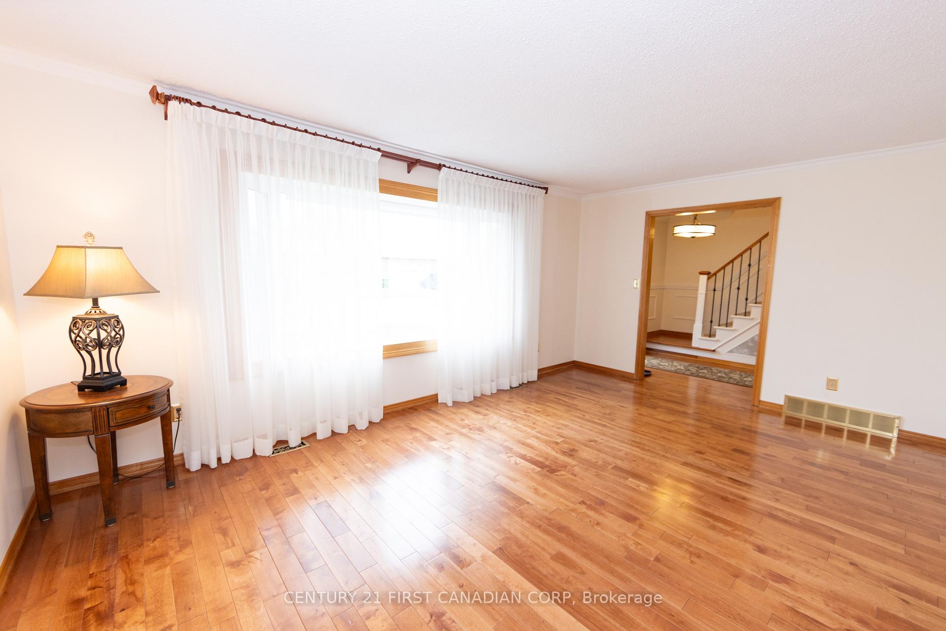 Photo 7 of 2 Sauve Avenue, St. Thomas — HOMEH