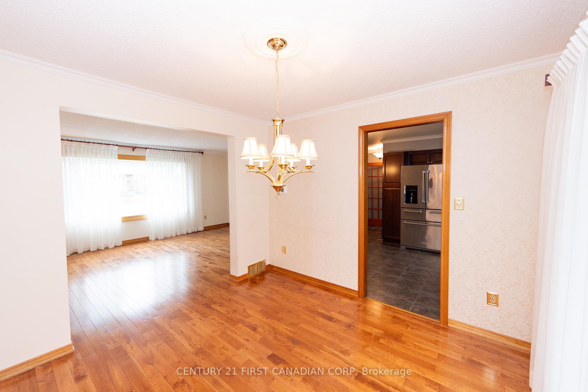 Photo 8 of 2 Sauve Avenue, St. Thomas — HOMEH