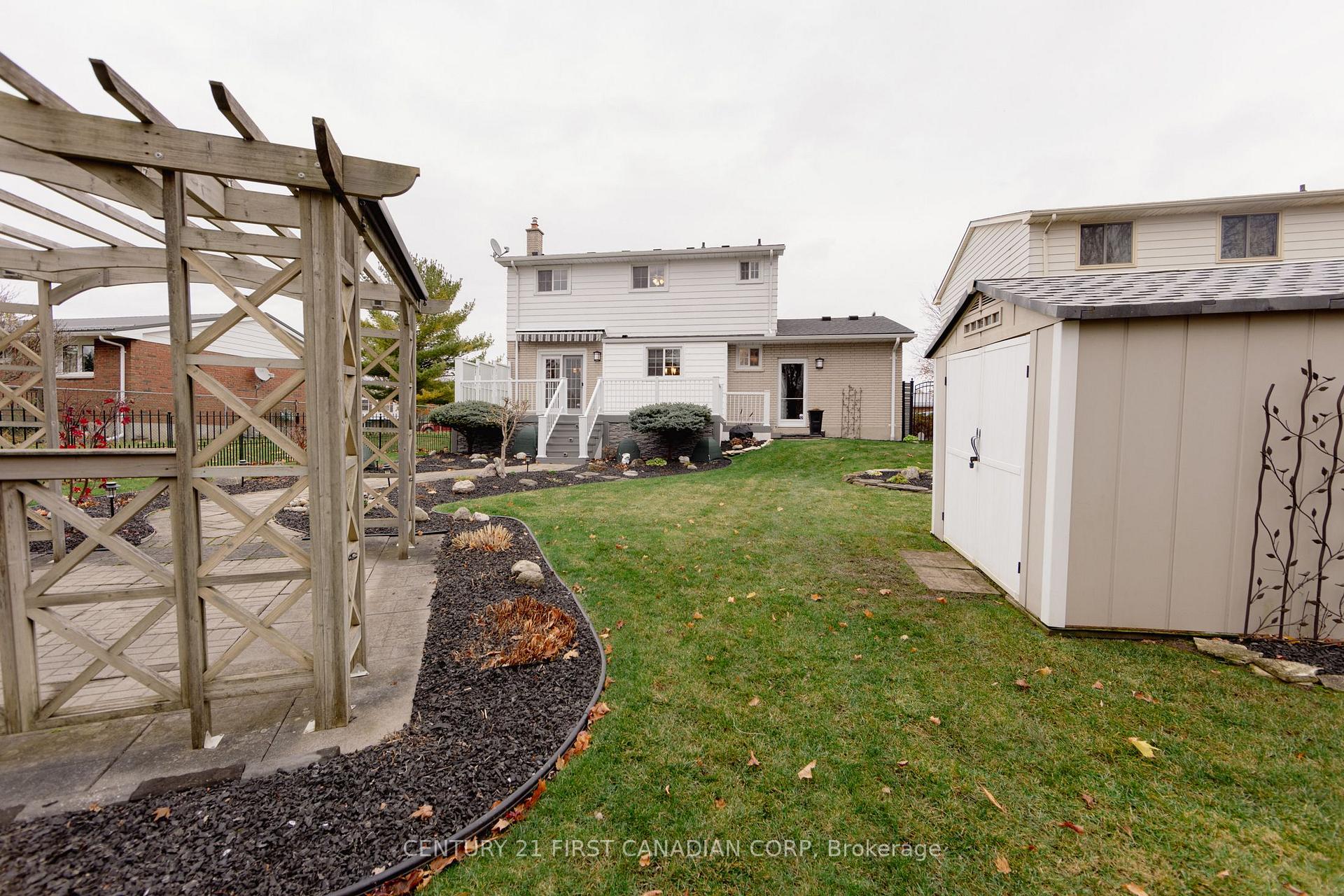 Photo 33 of 2 Sauve Avenue, St. Thomas — HOMEH