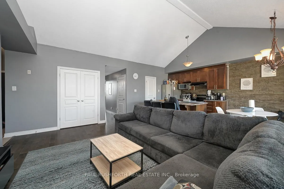 Photo 6 of Unit G, 3791 Canyon Walk Drive, Ottawa, Riverside South/Gloucester Glen — HOMEH