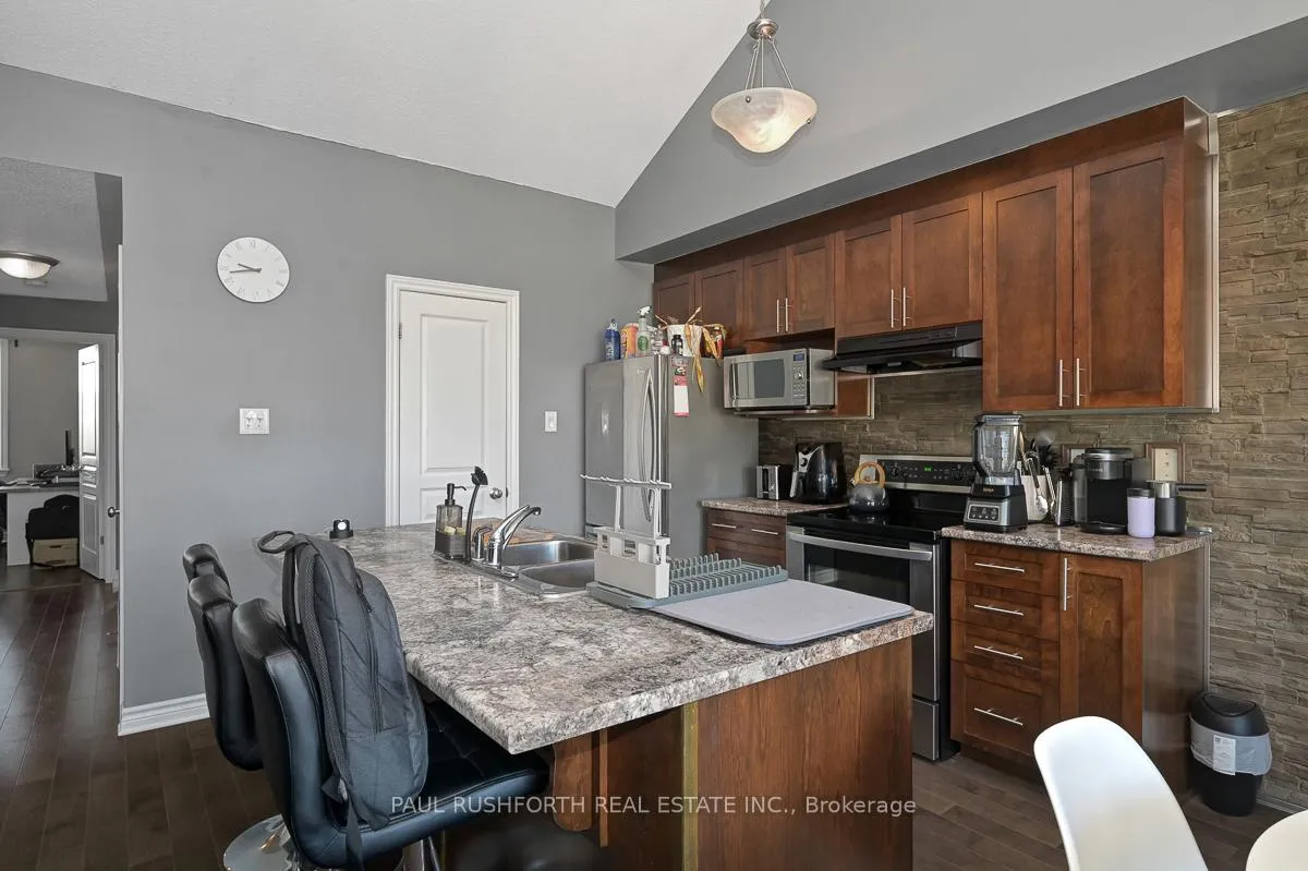 Photo 9 of Unit G, 3791 Canyon Walk Drive, Ottawa, Riverside South/Gloucester Glen — HOMEH