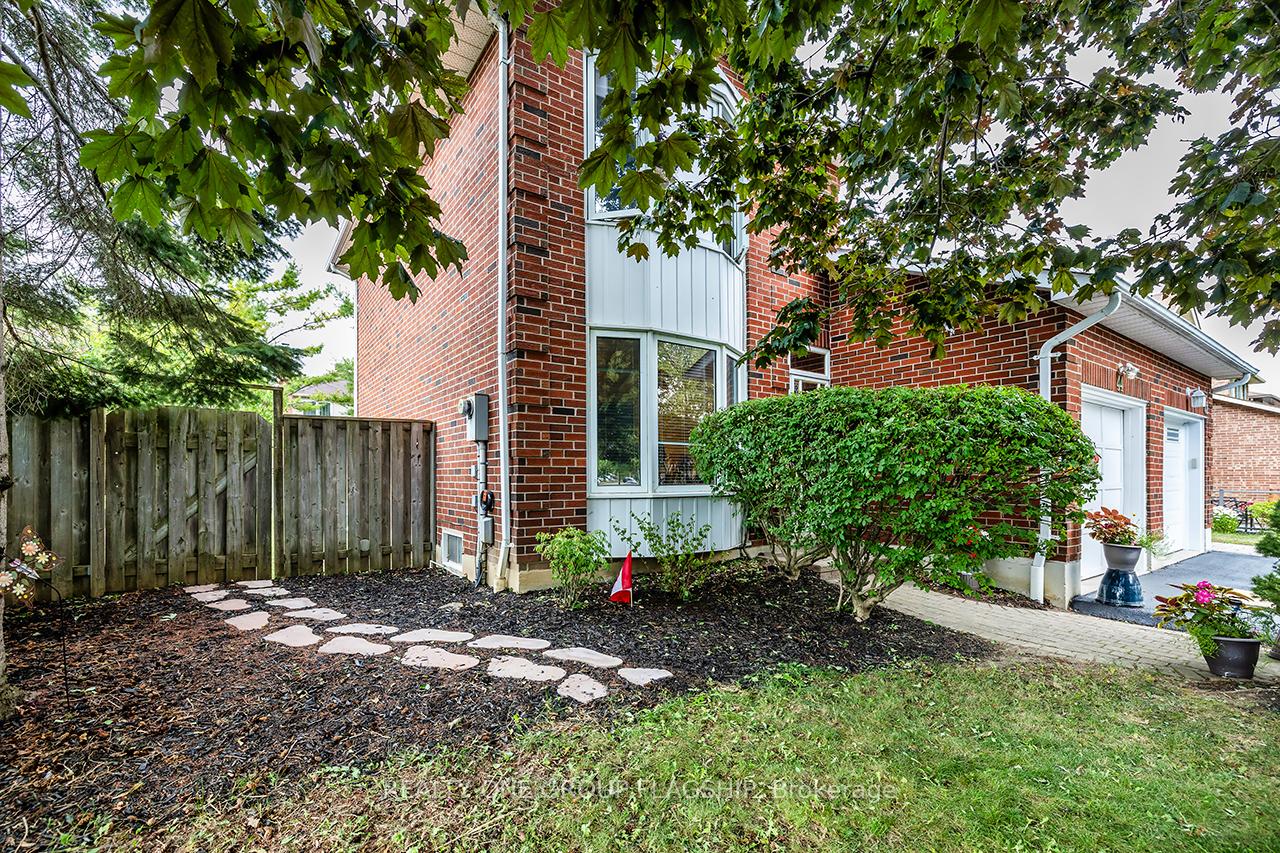 Front of 44 Hewitt Crescent