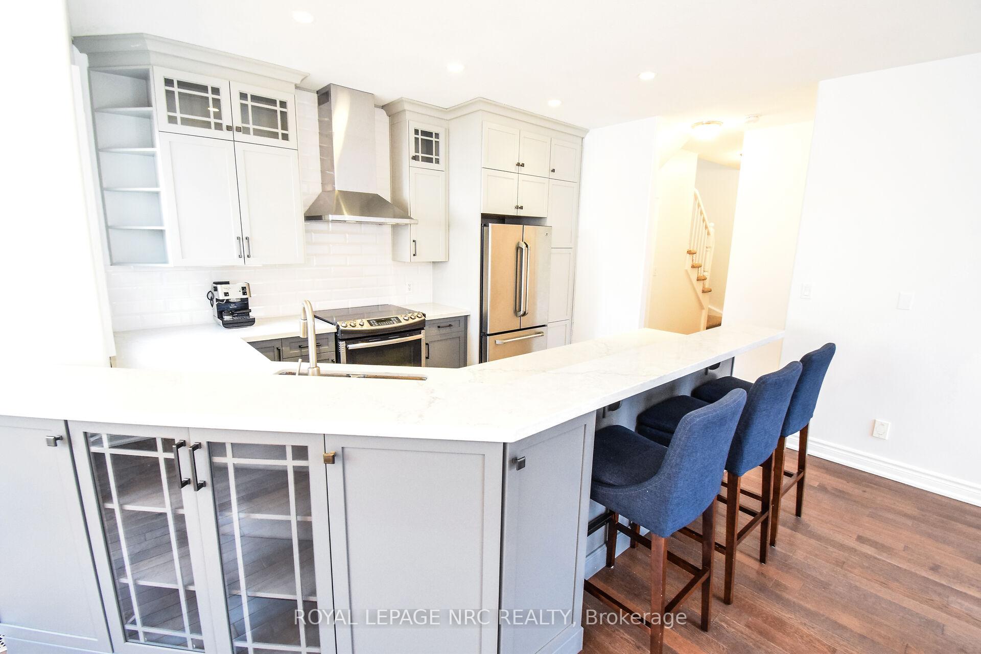 Photo 10 of 6 Gertrude Street, St. Catharines, Port Dalhousie — HOMEH