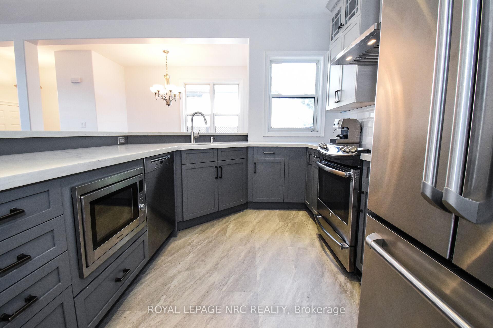 Photo 14 of 6 Gertrude Street, St. Catharines, Port Dalhousie — HOMEH