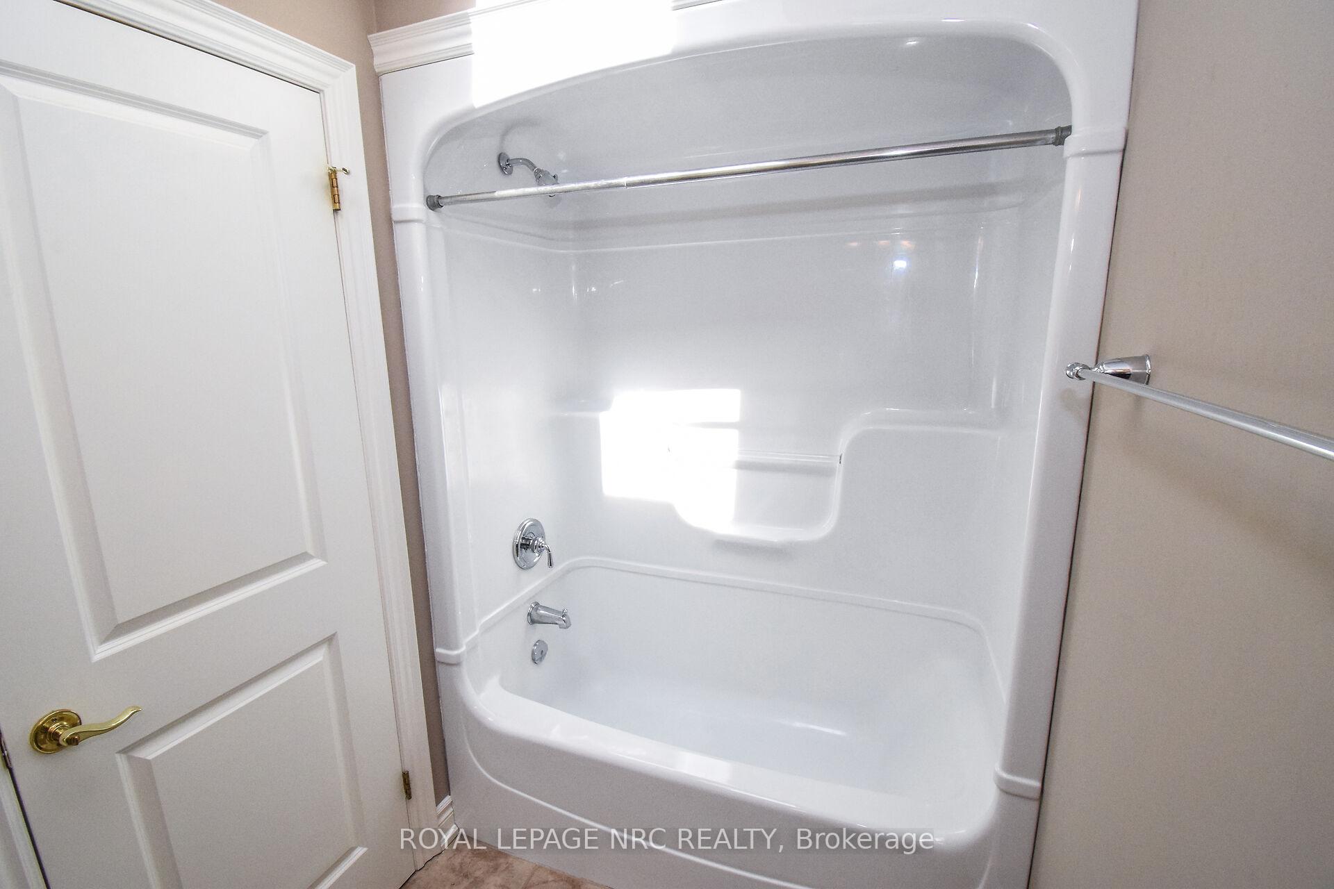 Photo 22 of 6 Gertrude Street, St. Catharines, Port Dalhousie — HOMEH