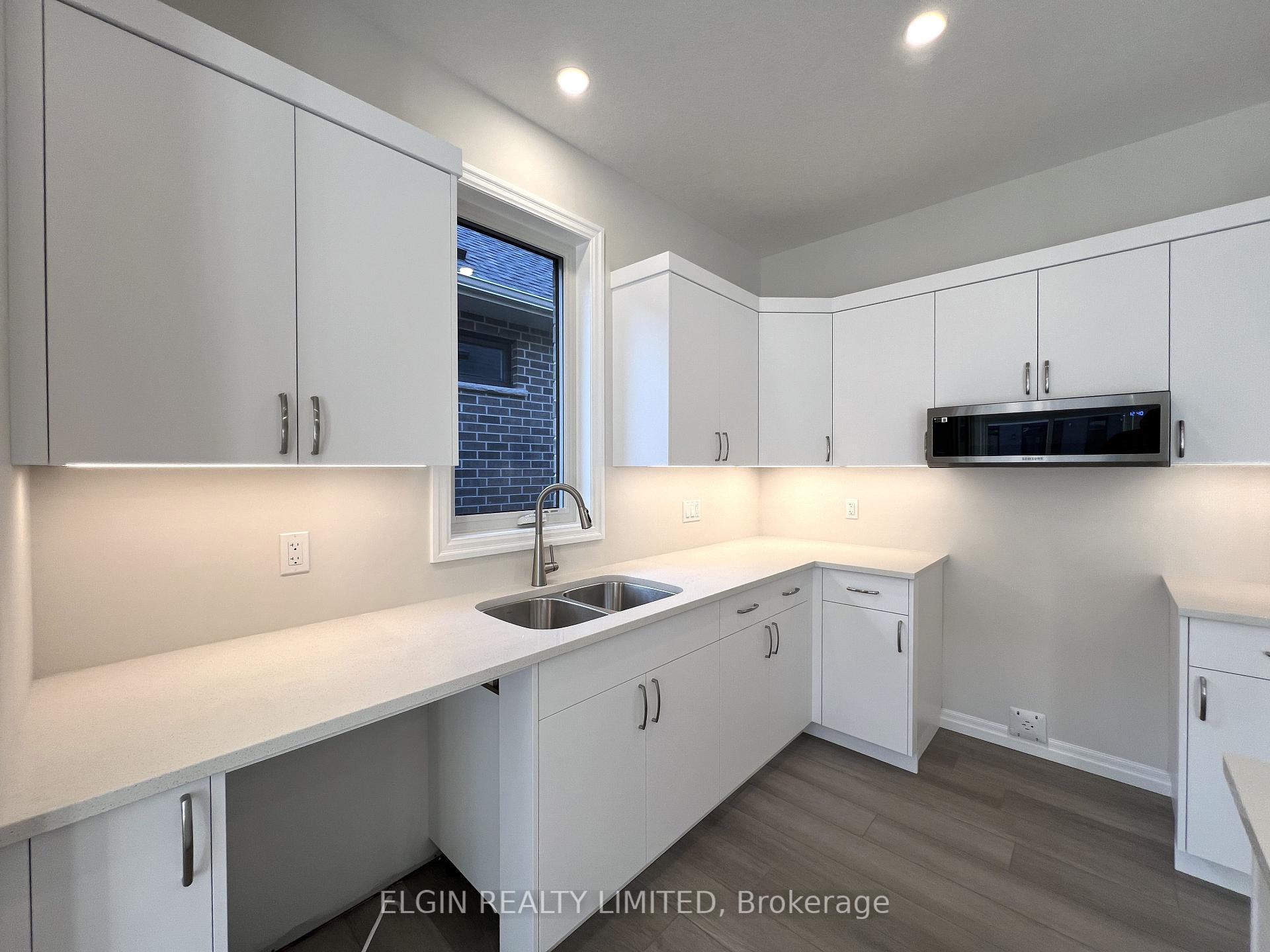 Photo 12 of 40 Dunning Way, St. Thomas — HOMEH