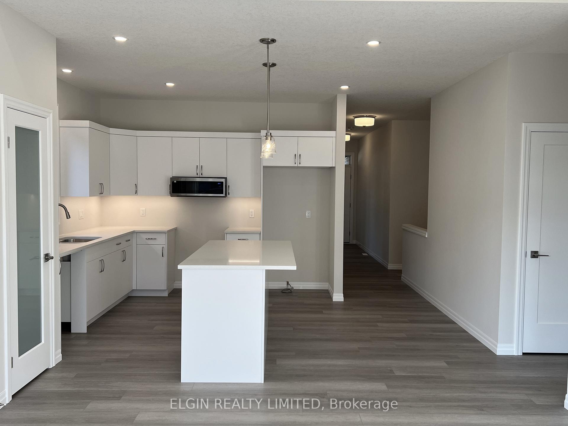 Photo 15 of 40 Dunning Way, St. Thomas — HOMEH