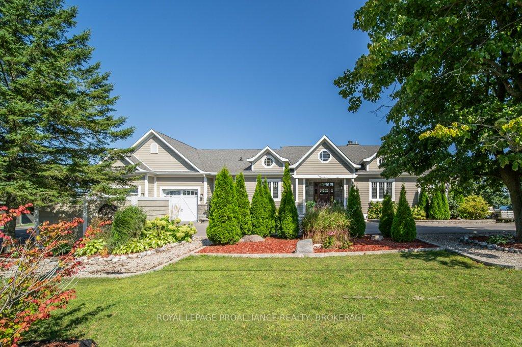 Photo 2 of 326 Spithead Road W, Frontenac Islands, The Islands — HOMEH