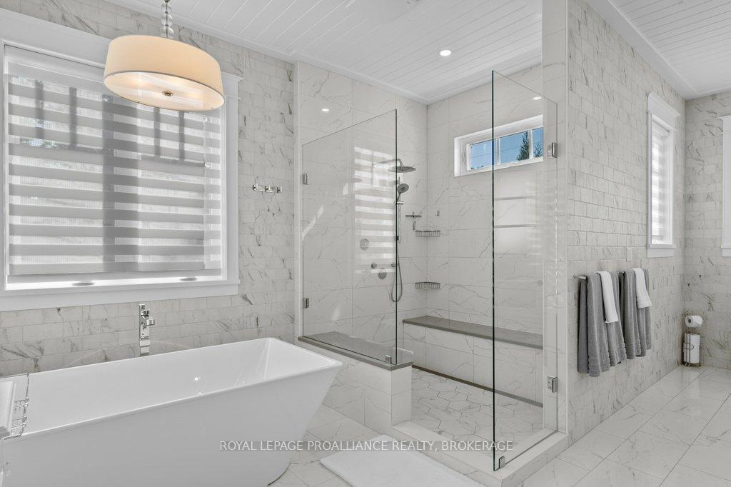 Photo 15 of 326 Spithead Road W, Frontenac Islands, The Islands — HOMEH