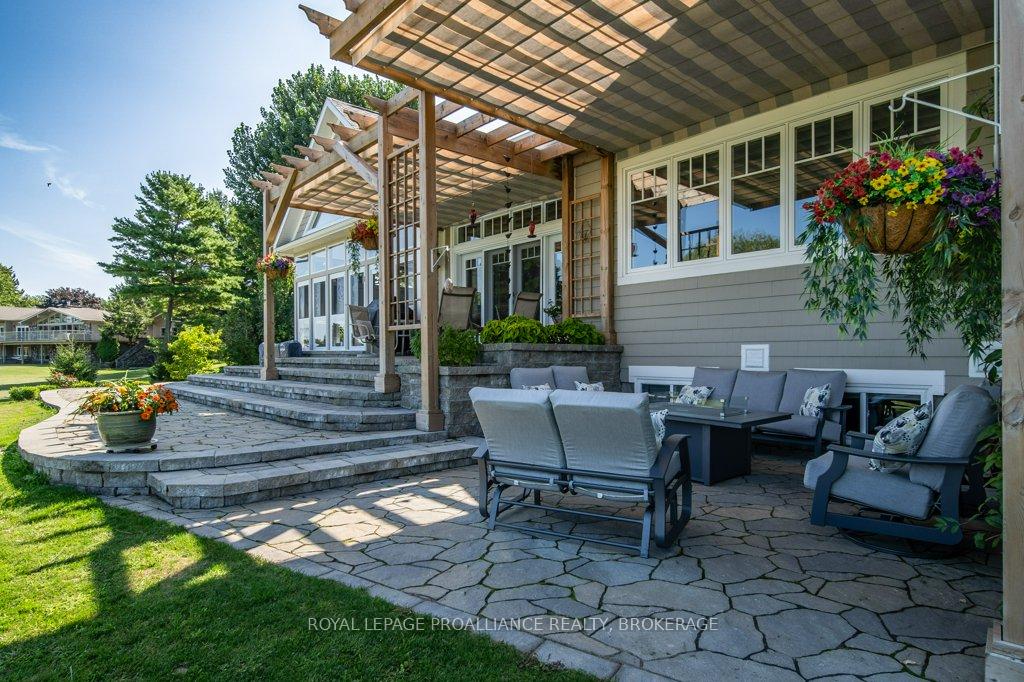 Photo 32 of 326 Spithead Road W, Frontenac Islands, The Islands — HOMEH