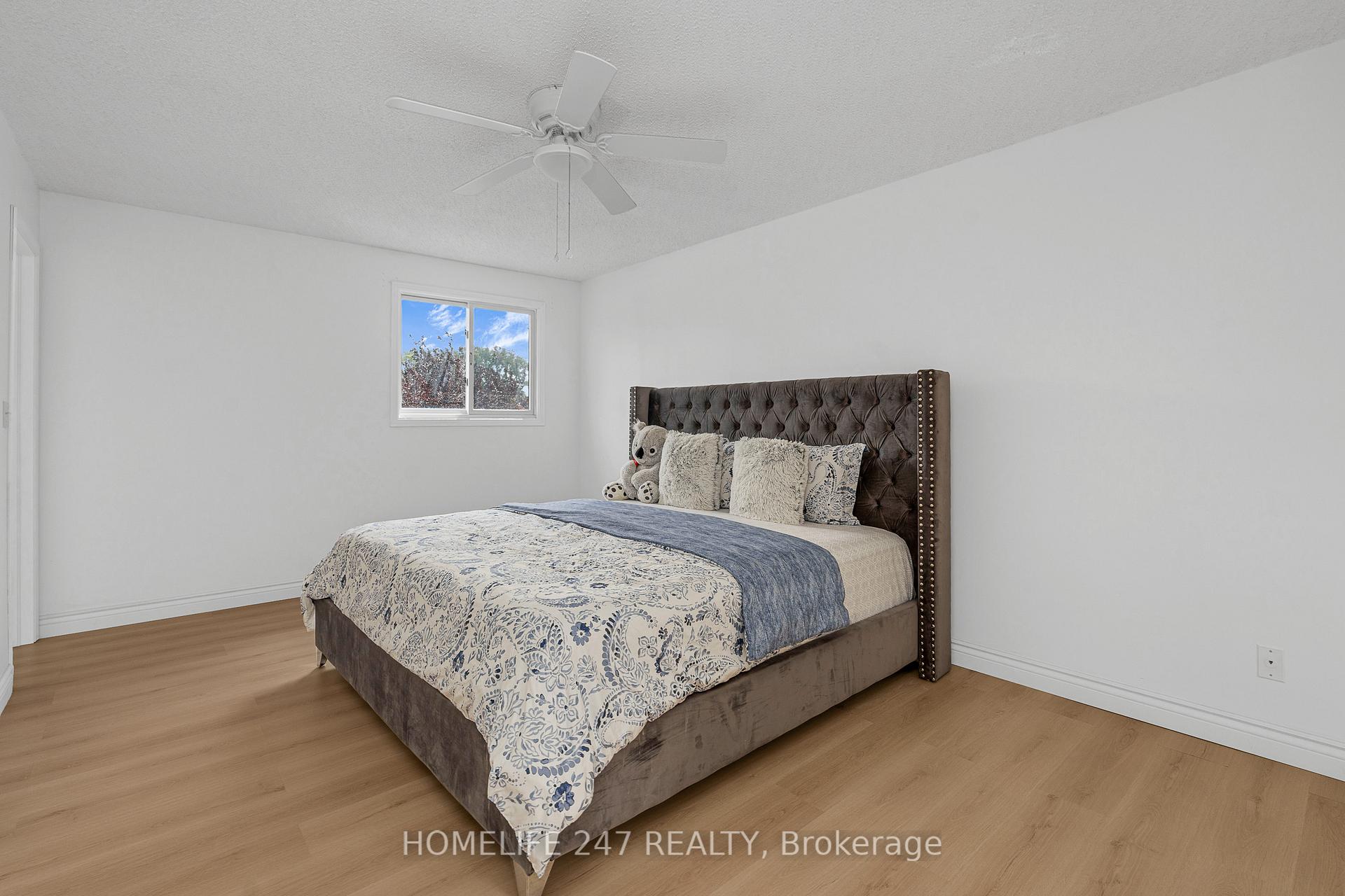 Photo 22 of 203 Somerville Street, Tecumseh — HOMEH