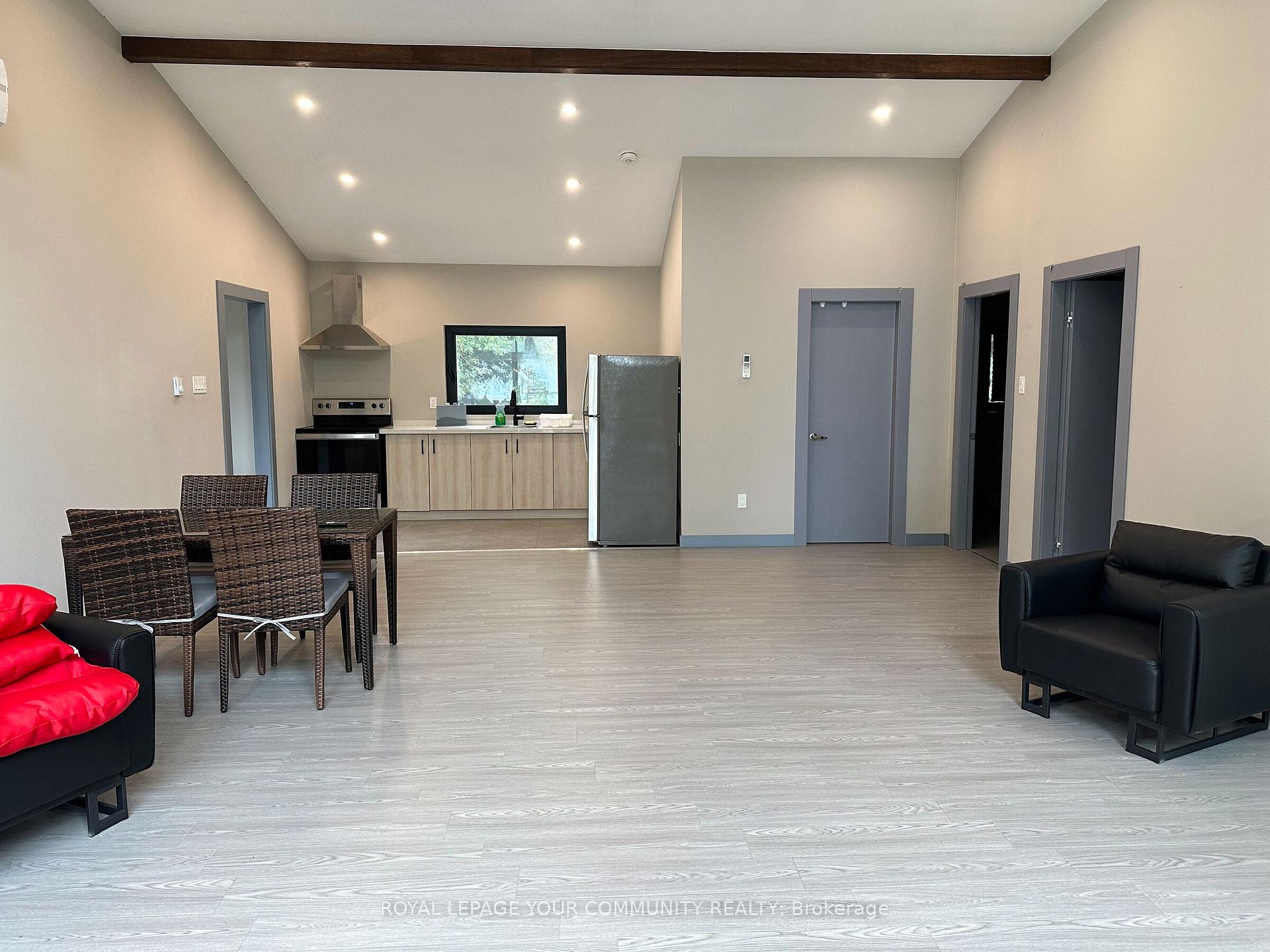 Photo 7 of 16 Englewood Lane, Douro-Dummer — HOMEH