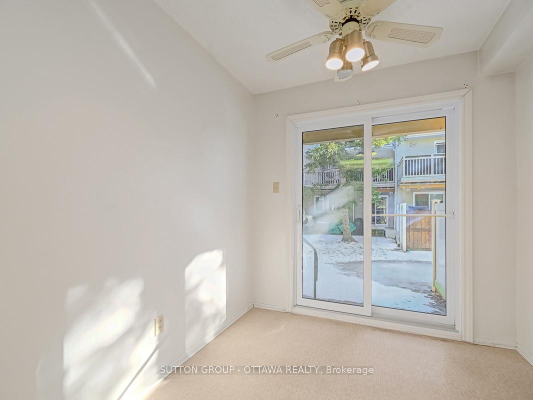 Photo 14 of 208 Steenbakkers, Ottawa, Hunt Club Park/Greenboro — HOMEH