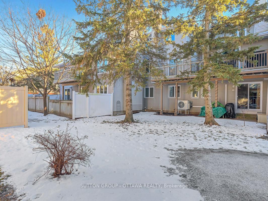 Photo 29 of 208 Steenbakkers, Ottawa, Hunt Club Park/Greenboro — HOMEH